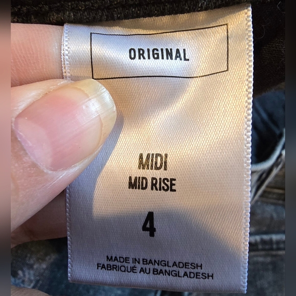 Express Black Heathered Cuffed Midrise Jean Shorts Size 4 - Picture 5 of 7